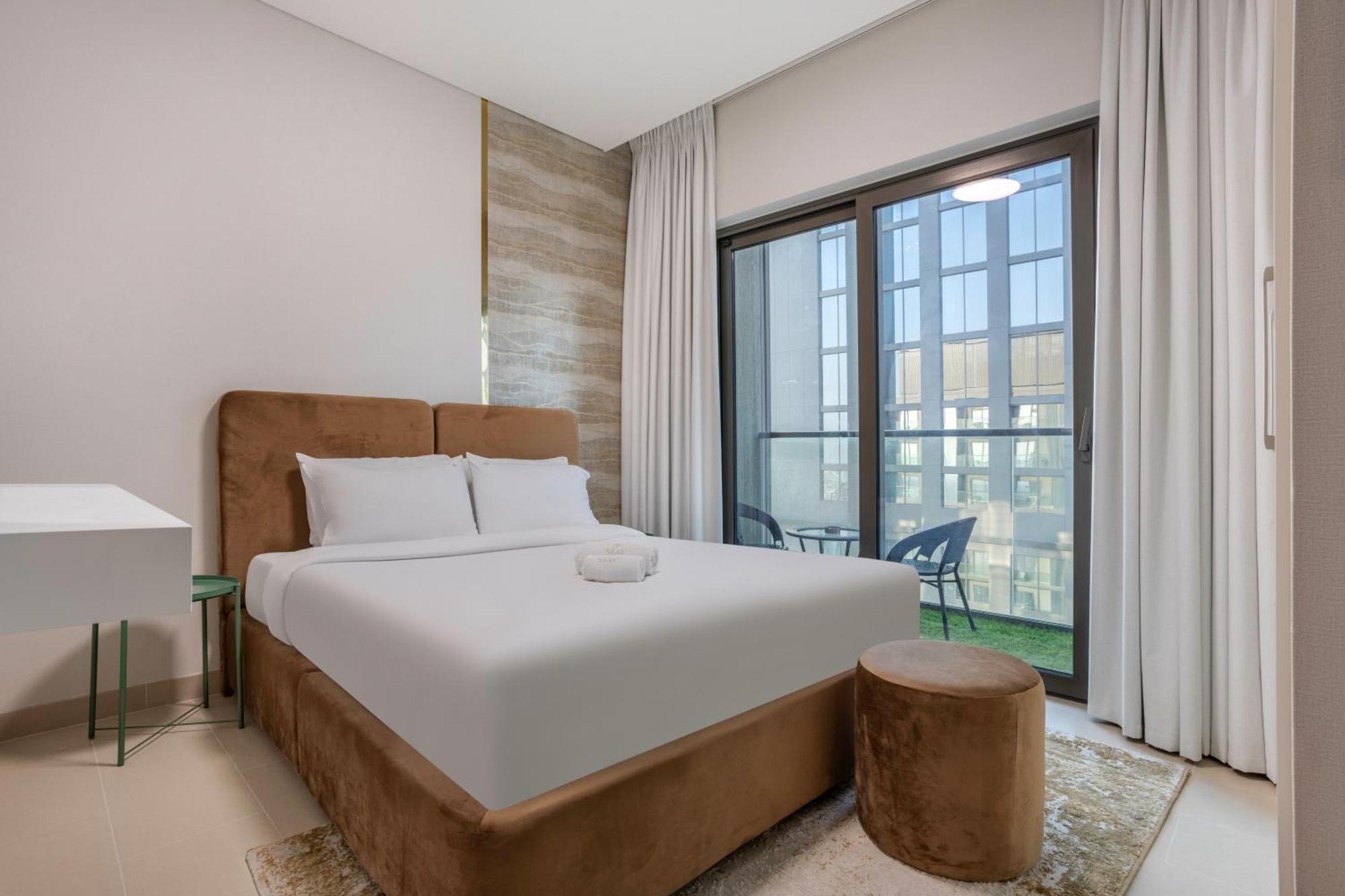 Stay By Latinem Luxury 1Br Plus Study Holiday Home Cv A2712 Near Downtown Dubaj Exteriér fotografie
