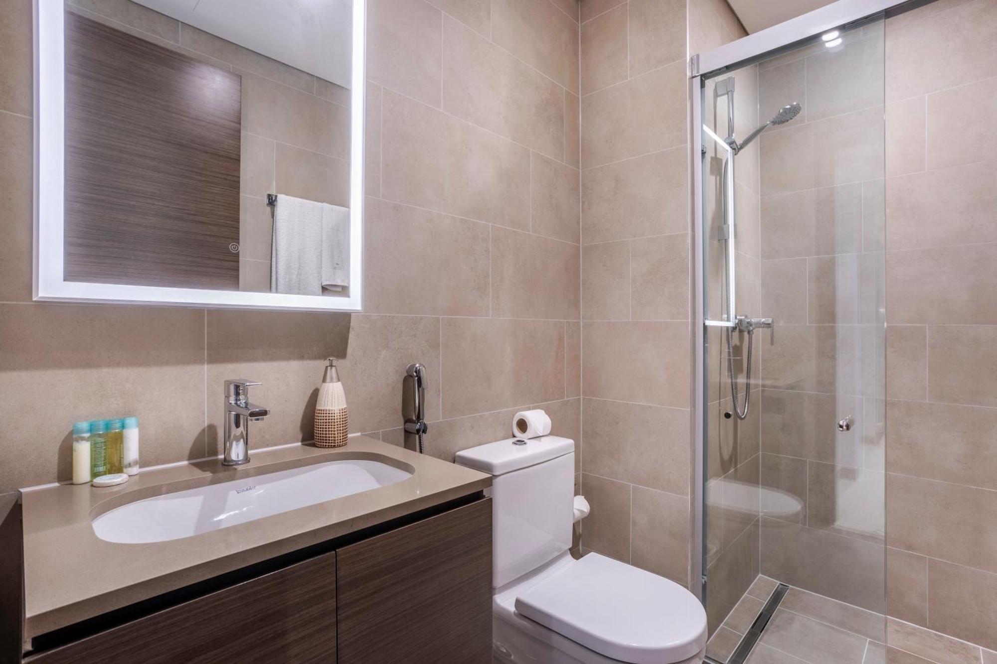 Stay By Latinem Luxury 1Br Plus Study Holiday Home Cv A2712 Near Downtown Dubaj Exteriér fotografie